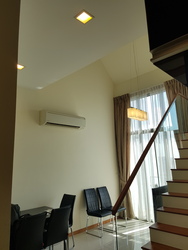Newton Edge (D9), Apartment #211753331